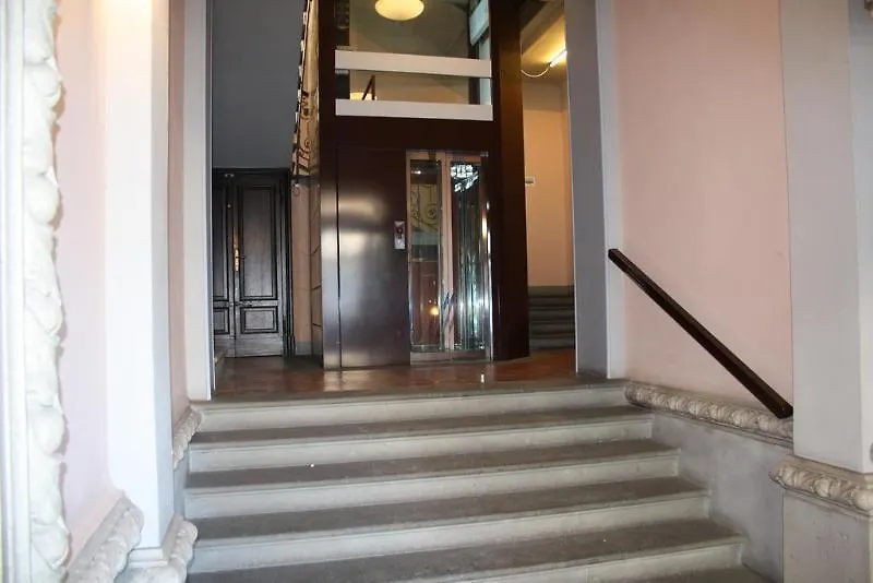 ** Guest house Stop & Sleep Bergamo Italy