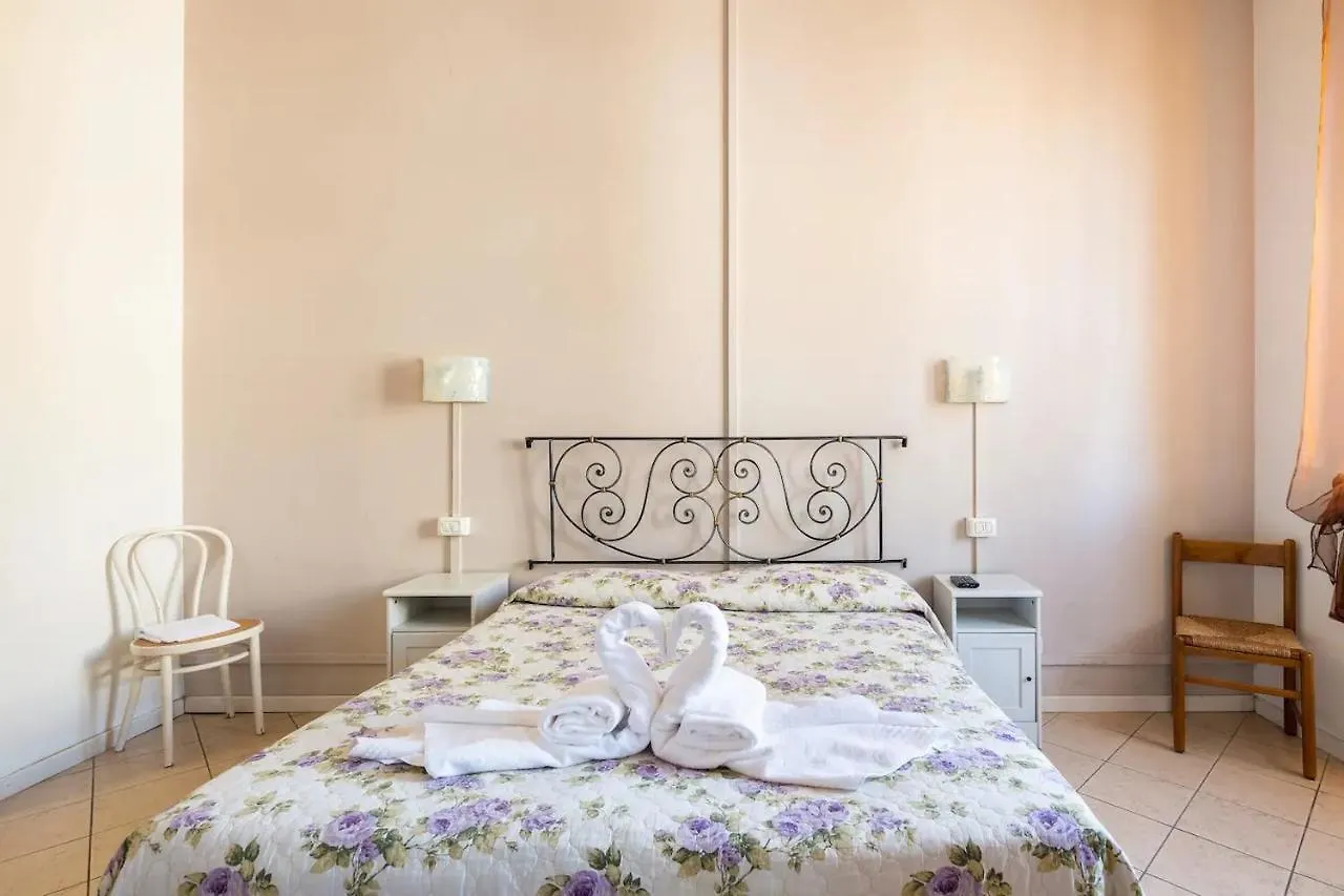 ** Guest house Stop & Sleep Bergamo Italy