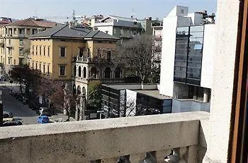Stop & Sleep Bergamo Guest house